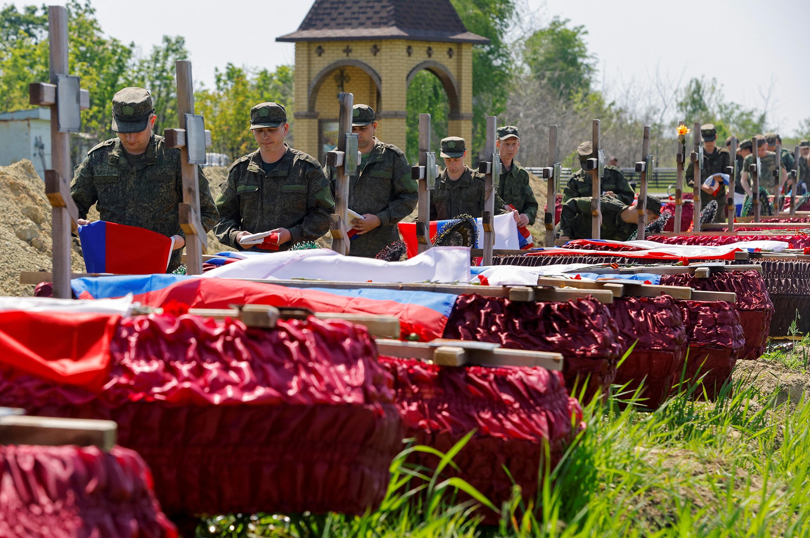 1653-й день войны | РФ второй месяц подряд потеряла более 40 000 солдат ...
