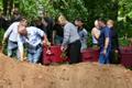 В Синимяэ перезахоронили останки советских воинов.