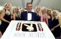Hugh Hefner oma 75. sünnipäeval 2001. aastal.