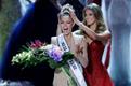 Miss Universum 2016 Iris Mittenaere kroonis Miss Lõuna-Aafrika Demi-Leigh   Nel-Petersi uueks tiitlikandjaks
