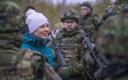 President Kersti Kaljulaid ja kaitseminister Jüri Luik külastasid õppust Okas.