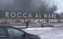 Пожар в  Rocca al Mare.