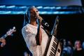 Laura Mvula esines T1 Mall of Tallinnas