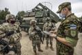Стрельбы из пусковой установки MLRS.