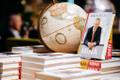 Презентация автобиографической книги Сийма Калласа.