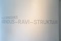 Pille Ernesaks avas isikunäituse „Asendus–ravi–struktuurid“