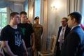 Марина Кальюрнанд и Павел Климкин побывали у украинских раненых.