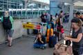 Inimesed Heathrow lennujaamas.
