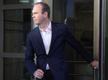 Rick gates kohtuhoone juures.