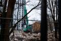 На Маакри 28 и 30 идут работы по сносу старых зданий.