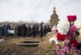 В России начался общенациональный траур по жертвам пожара в Кемерове.
