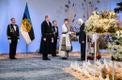 President Kersti Kaljulaid tervitab president Arnold Rüütlit