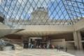 Pariisis taasavati Louvre'i kunstimuuseum