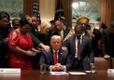 Президентский срок Дональда Трампа в объективе фотокамер.