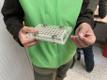 Работники рыбопитомника RMK выпустили в реку примерно 6000 жемчужниц.