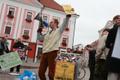 Tudengid nõudsid Tartus oma toimetuleku parandamist