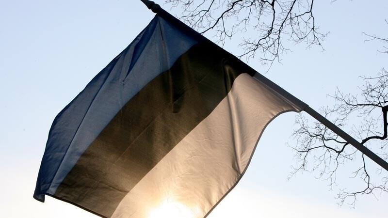Отепя является колыбелью эстонского флага и очень этим гордится.
