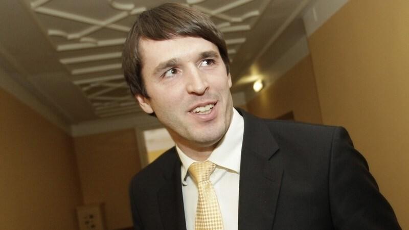 Глава Объединения демократов Райнер Вакра.