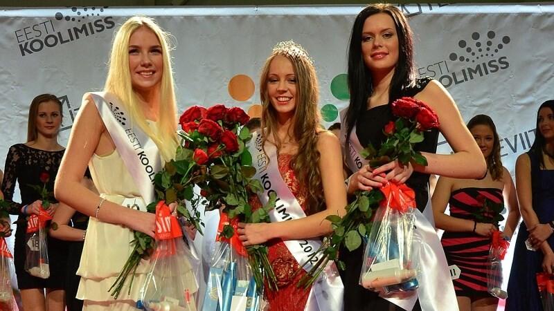 При росте 166 Лийна Баранова (в центре) комфортно чувствует себя в роли мисс.