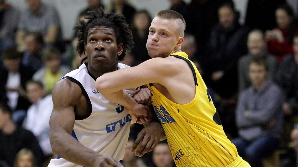 Bambale Osby ja Joonas Vaino