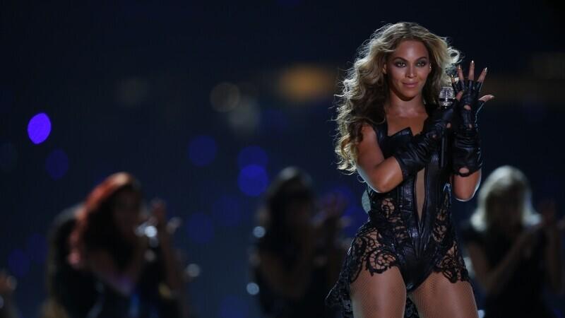 Beyoncé tänavusel Super Bowlil esinemas