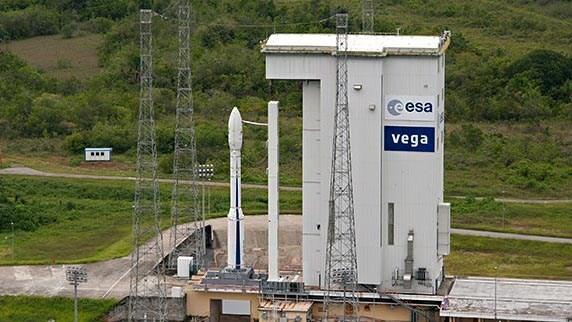 Kanderakett Vega starti ootamas.