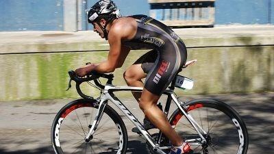 Triatlon. Foto on illustreeriv.