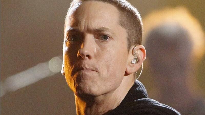 Räppar Eminem