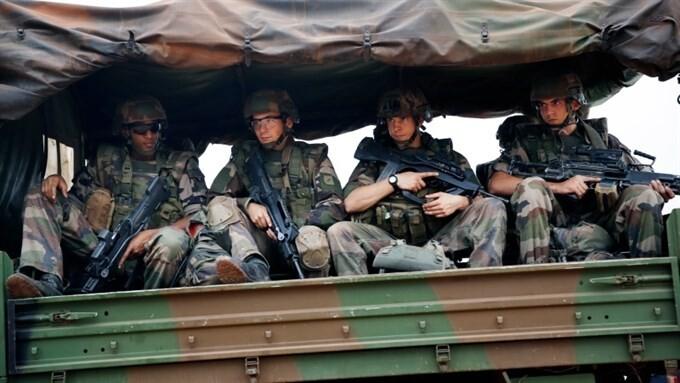 Французские военные.
