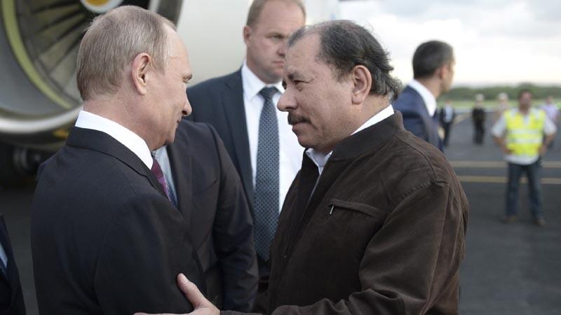 Vladimir Putin (vasakul) ja Daniel Ortega
