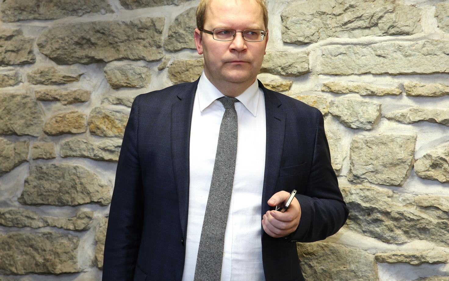Urmas Paet.