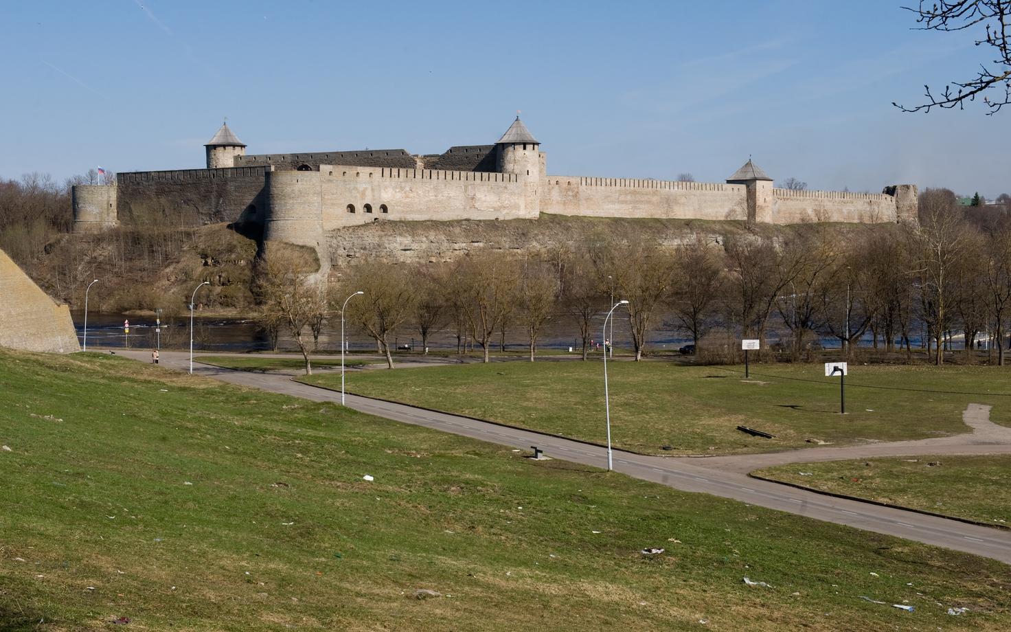 Narva linnus. Pilt on illustreeriv.