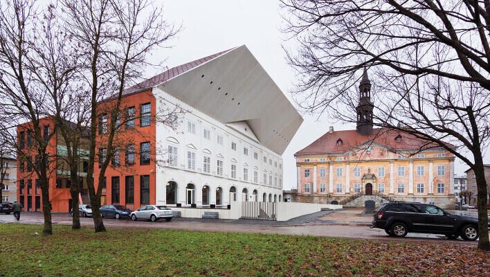 Tartu Ülikooli Narva Kolledži hoone Kavakava arhitektidelt