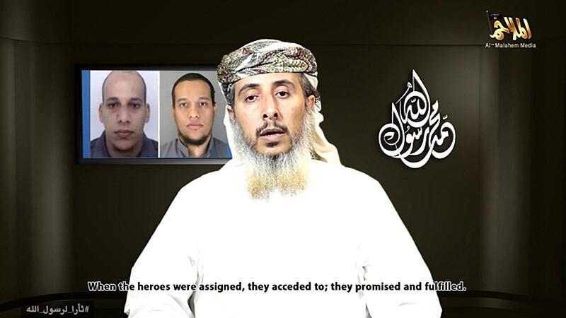 Kaader Nasser bin Ali al-Ansi videopöördumisest, taustal Chèrif ja Said Kouachi fotod