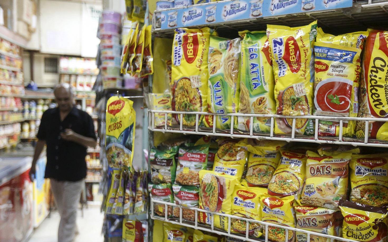 Maggi kiirnuudlid ühes Mumbai poes