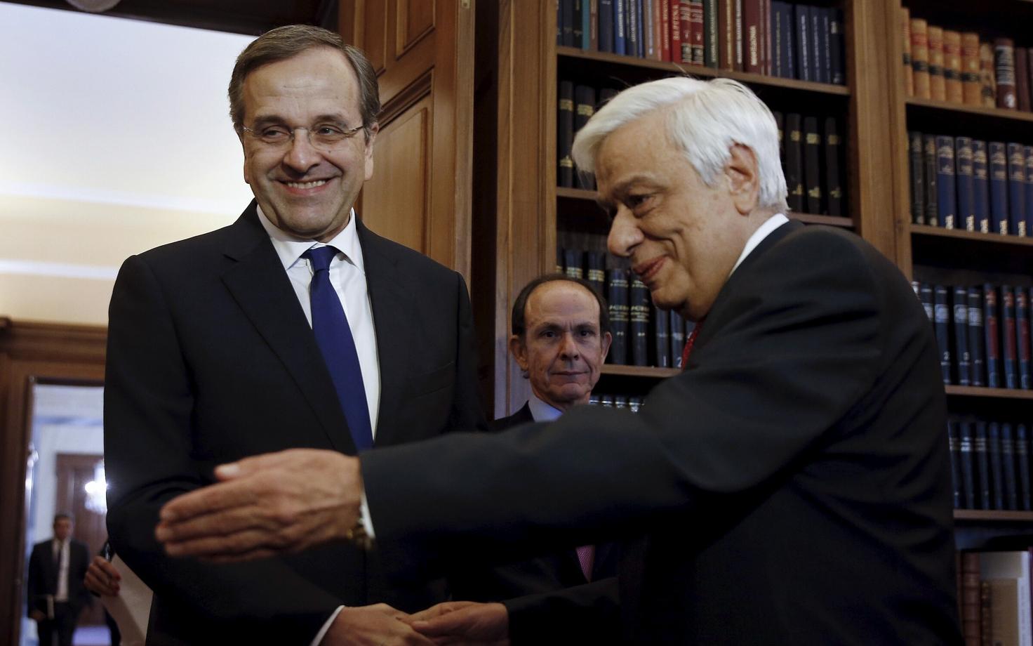 Uue Demokraatia partei juht Antonis Samaras (vasakul) kohtus pühapäeval president Prokopis Pavlopoulosega.