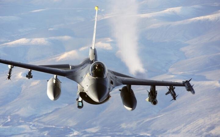 Истребитель F-16