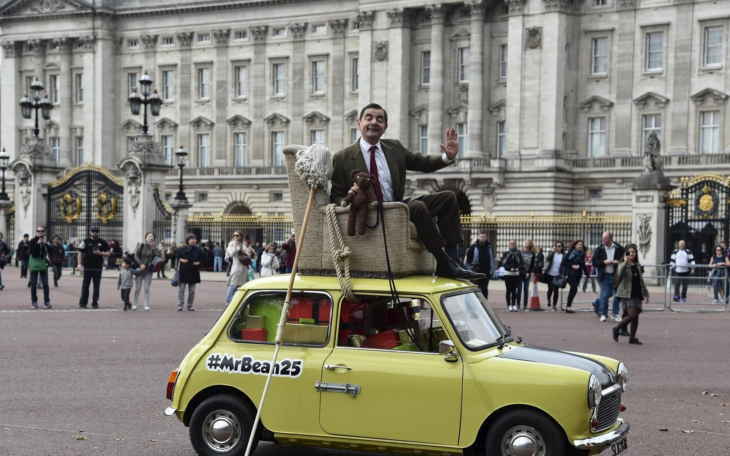 Rowan Atkinson Mr. Beanina.