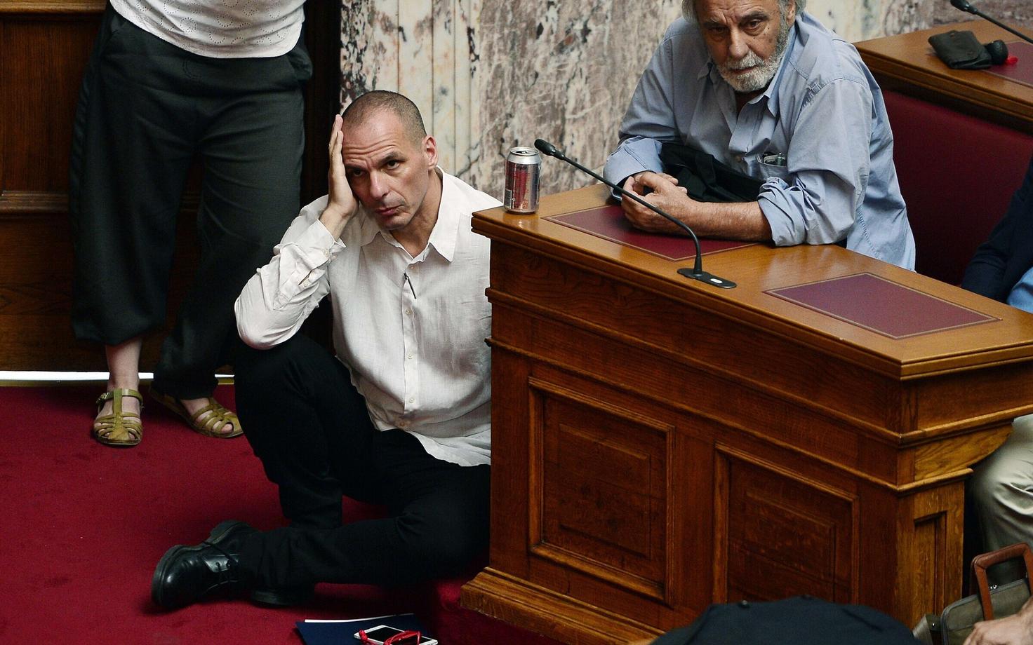 Yanis Varoufakis 16. juunil Kreeka parlamendis