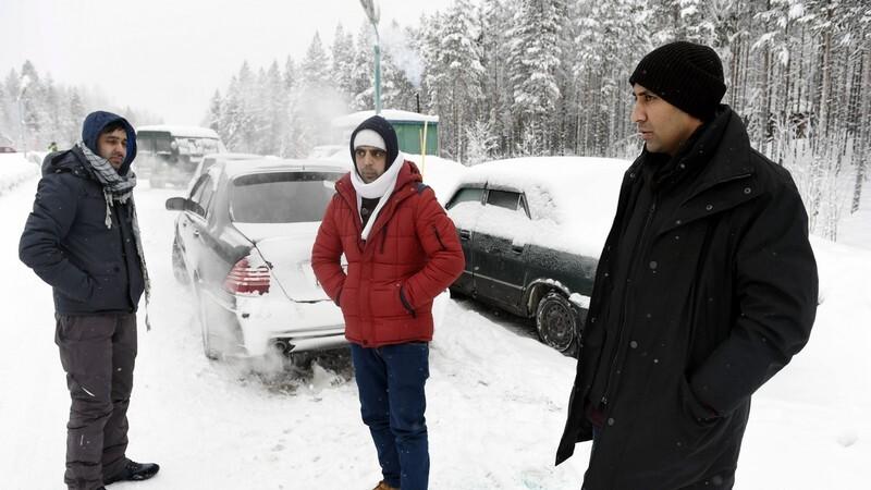Asüülitaotlejad ootamas pääsu Soome.
