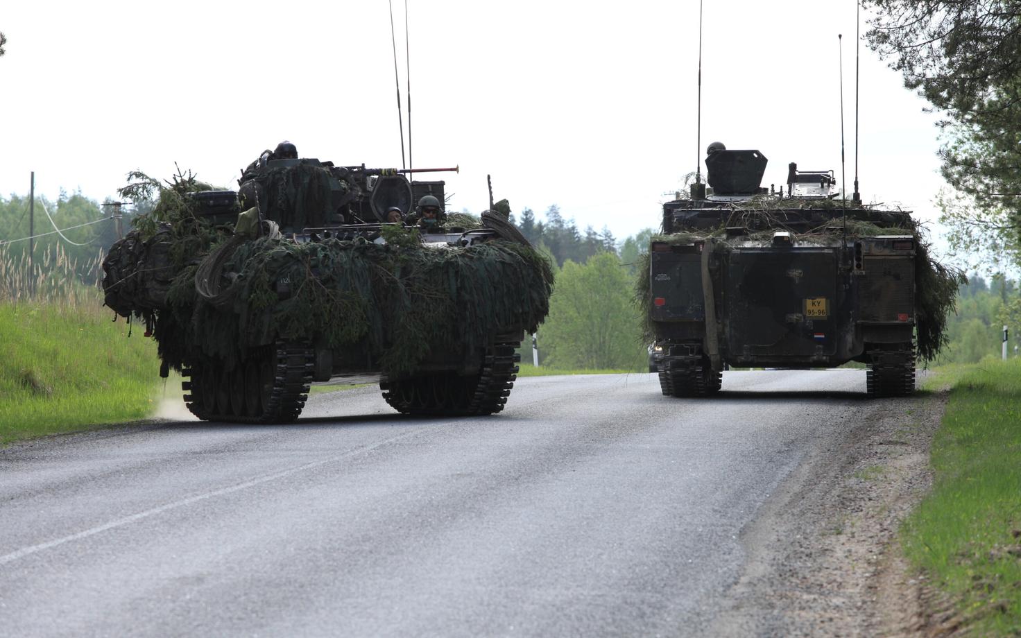 Hollandi soomukid õppusel Kevadtorm.