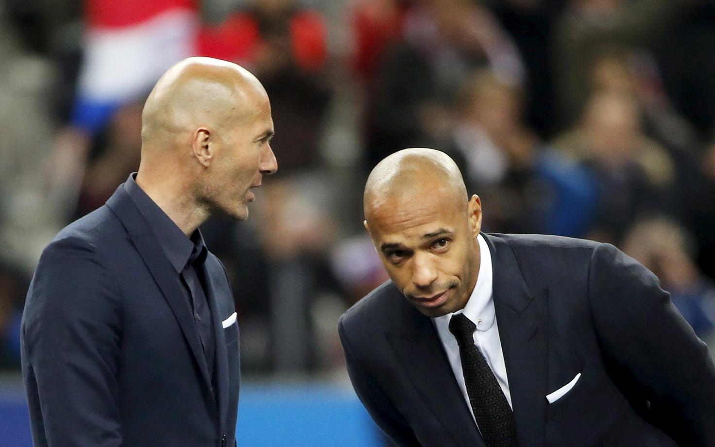 Thierry Henry (paremal) ja Zinedine Zidane