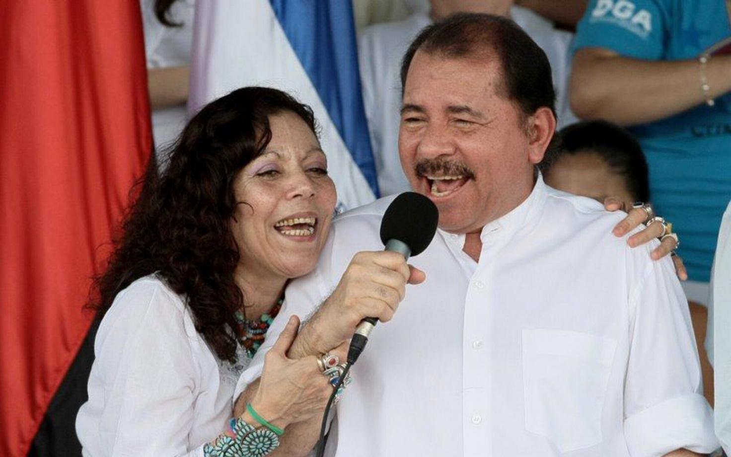 Rosario Murilllo ja Daniel Ortega.