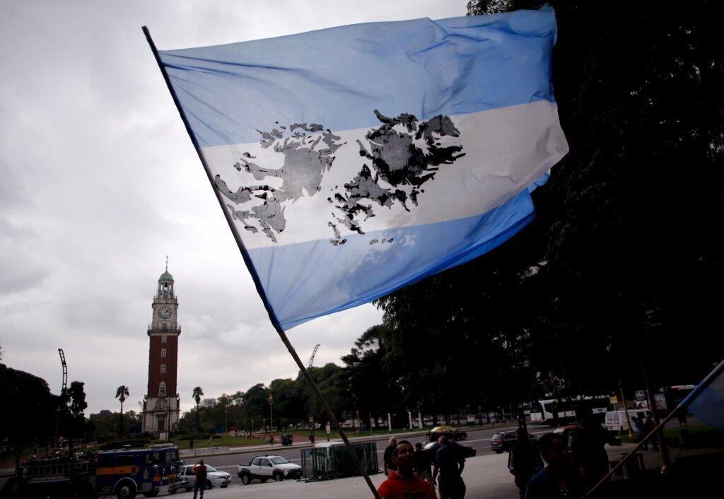 Vaidlusalused saared Argentina lipul