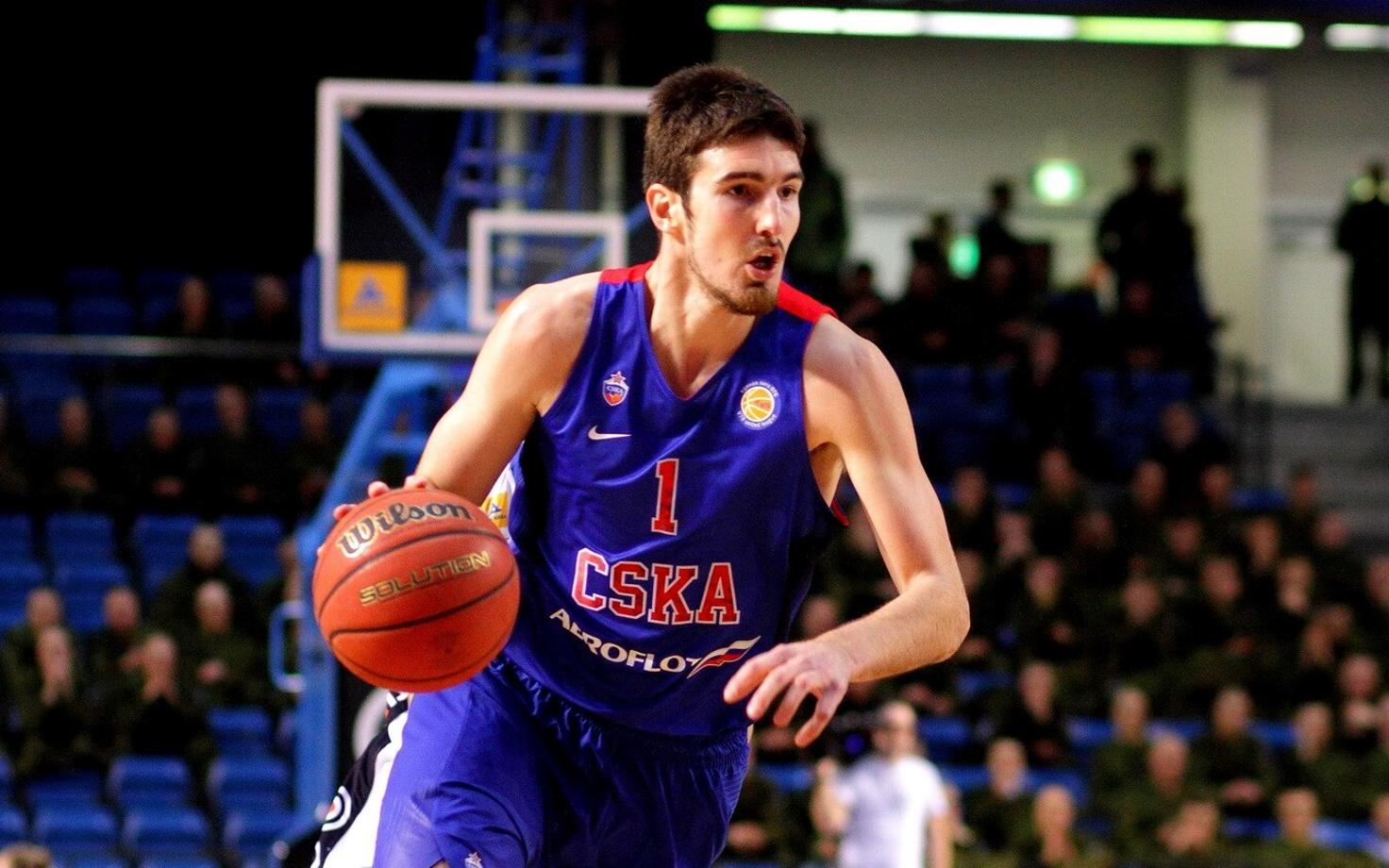 Nando De Colo