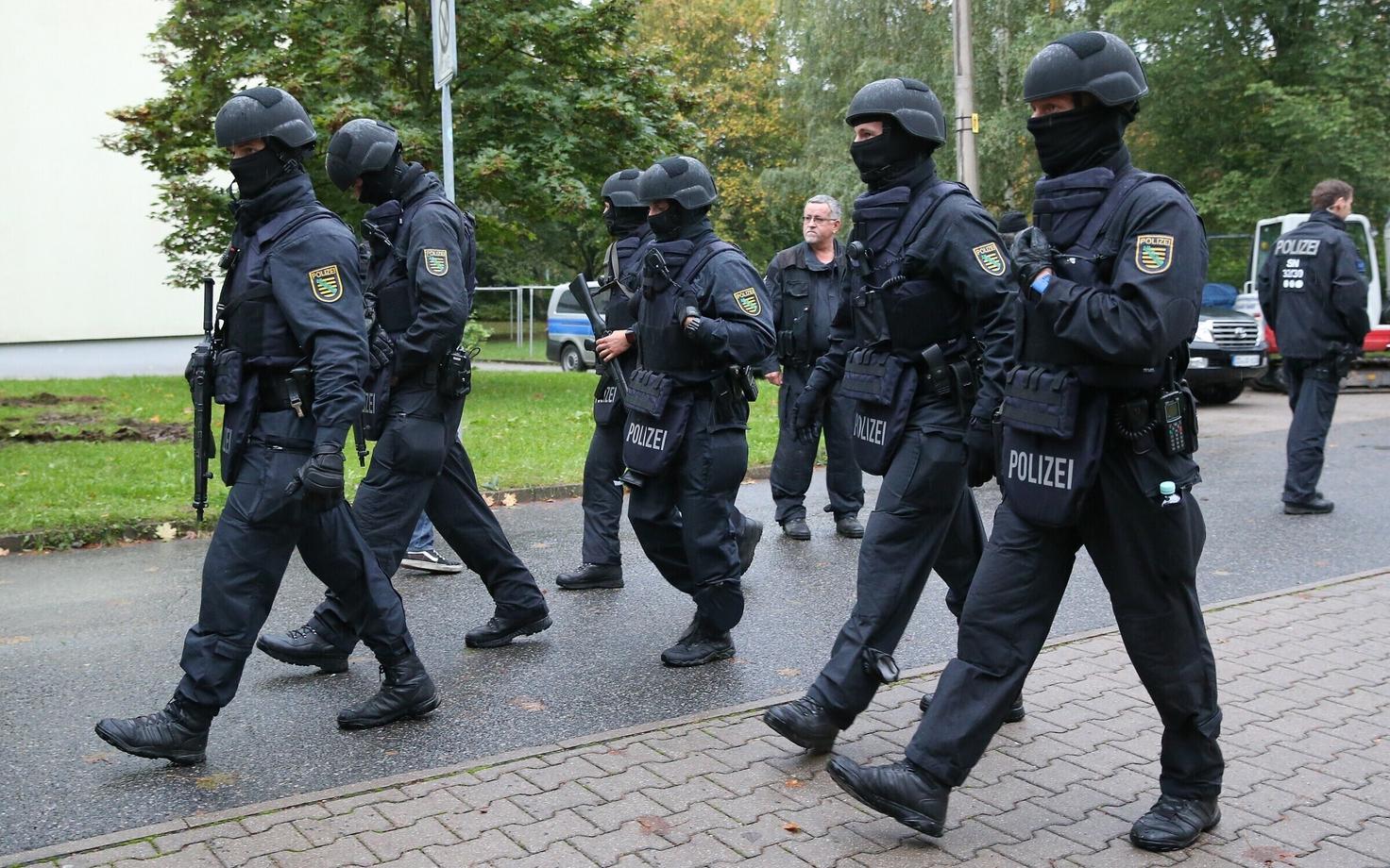 Saksa politsei eriüksuslased Chemnitzis 8. oktoobril.