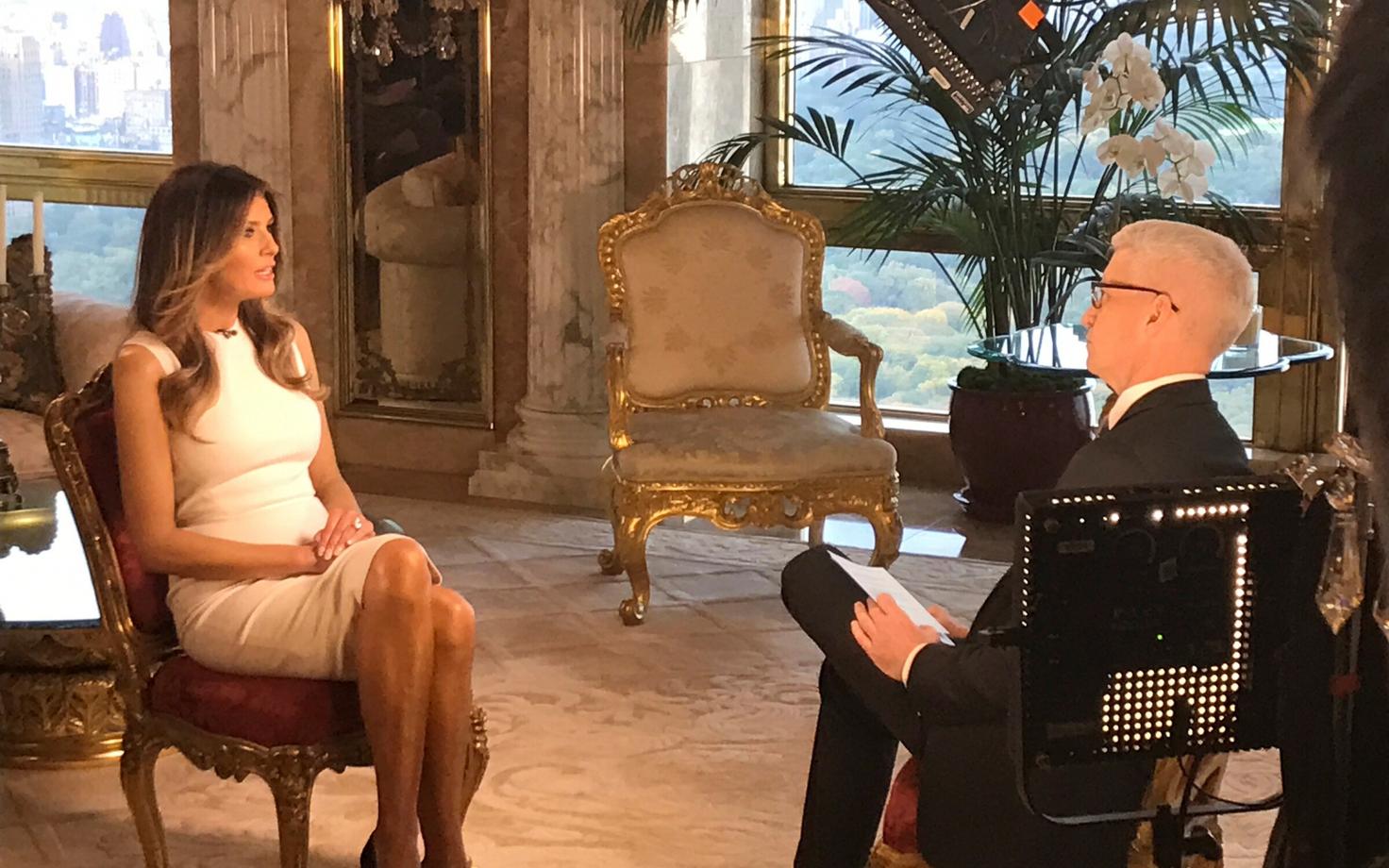 Melania Trump ja CNN-i ajakirjanik Anderson Cooper.