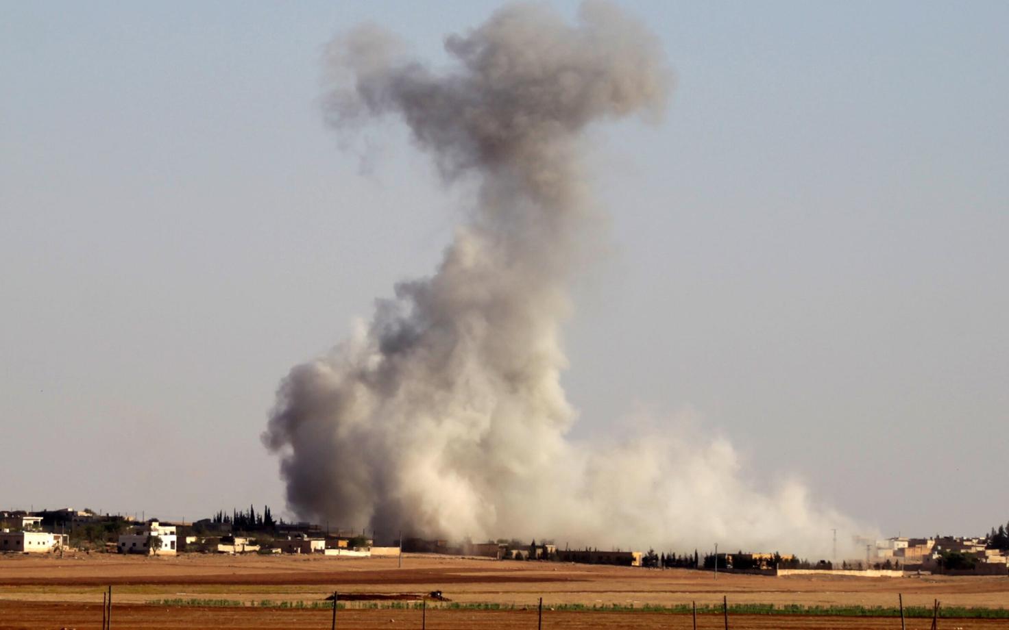Õhurünnak Aleppo lähistel.