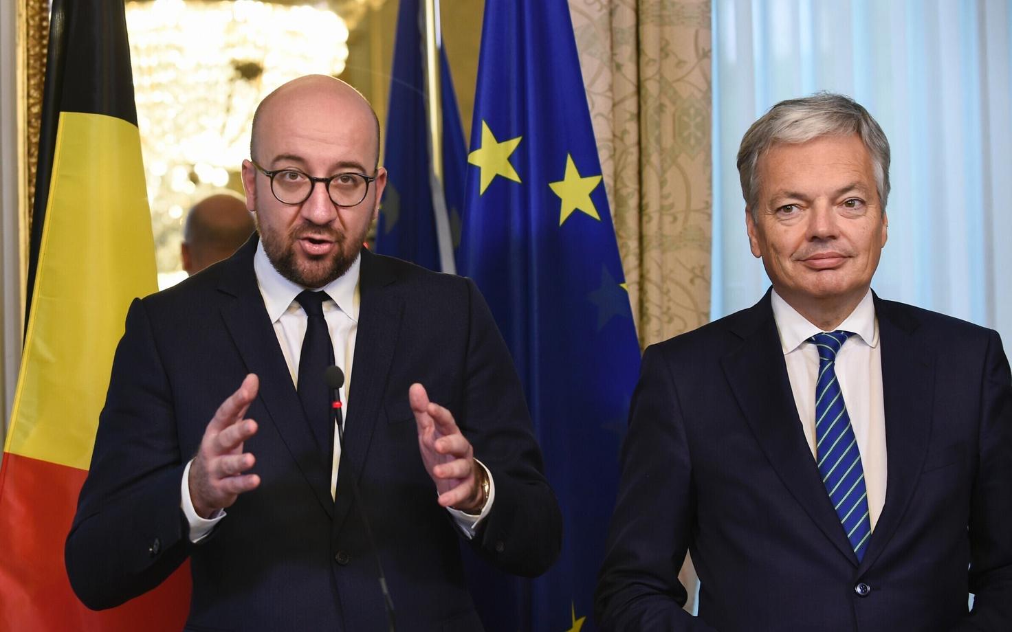 Belgia peaminister Charles Michel (vasakul) ja välisminister Didier Reynders pressikonverentsil 27. oktoobril.