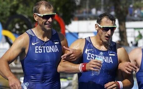 Eesti paarisaeruline neljapaat (vasakult): Kaspar Taimsoo, Tõnu Endrekson, Allar Raja, Andrei Jämsä.